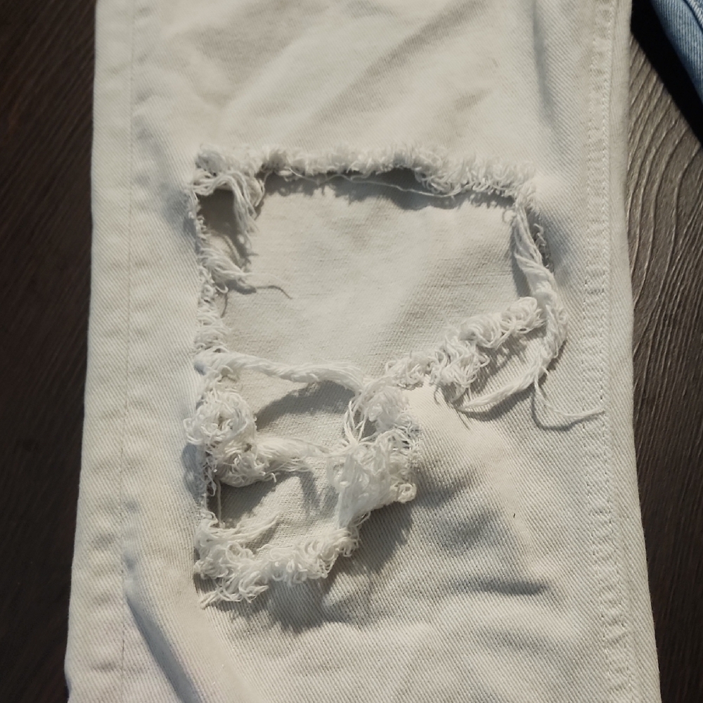 Two-Tone Distressed Jeans - Picture 2 of 11